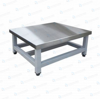 Подтоварник ПТ 900x600x300, каркас сварной из окрашенной трубы, столешница AISI430